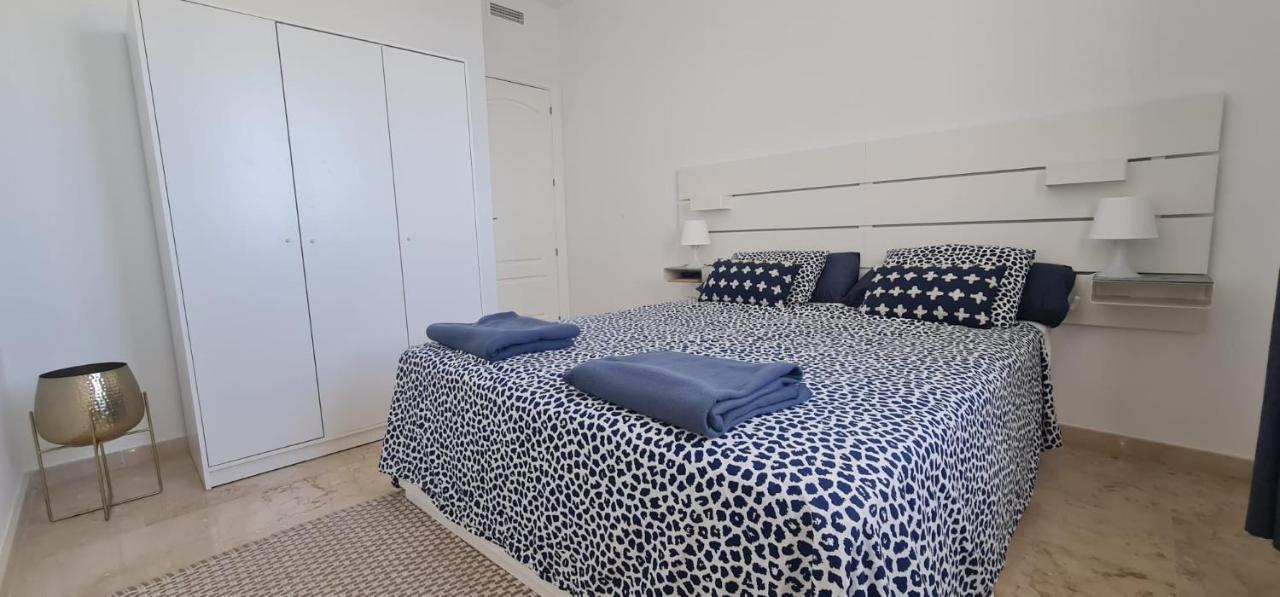 Small Oasis - Appartement 6 Personnes Manilva Exterior photo